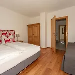 Ski In/Ski Out Chalets Tauernlodge By Schladming-Appartements *