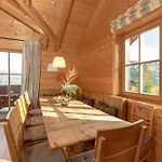 Chalet Ski In/Ski Out Chalets Tauernlodge By Schladming-Appartements