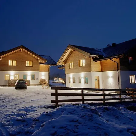 Ski In/Ski Out Chalets Tauernlodge By Schladming-Appartements